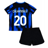 Camisa de time de futebol Inter Milan Hakan Calhanoglu #20 Replicas 1º Equipamento Infantil 2023-24 Manga Curta (+ Calças curtas)